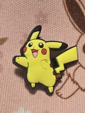 3/$10 Pikachu Croc Charm – Excited Cheer Pose Happy Pokémon Jibbit